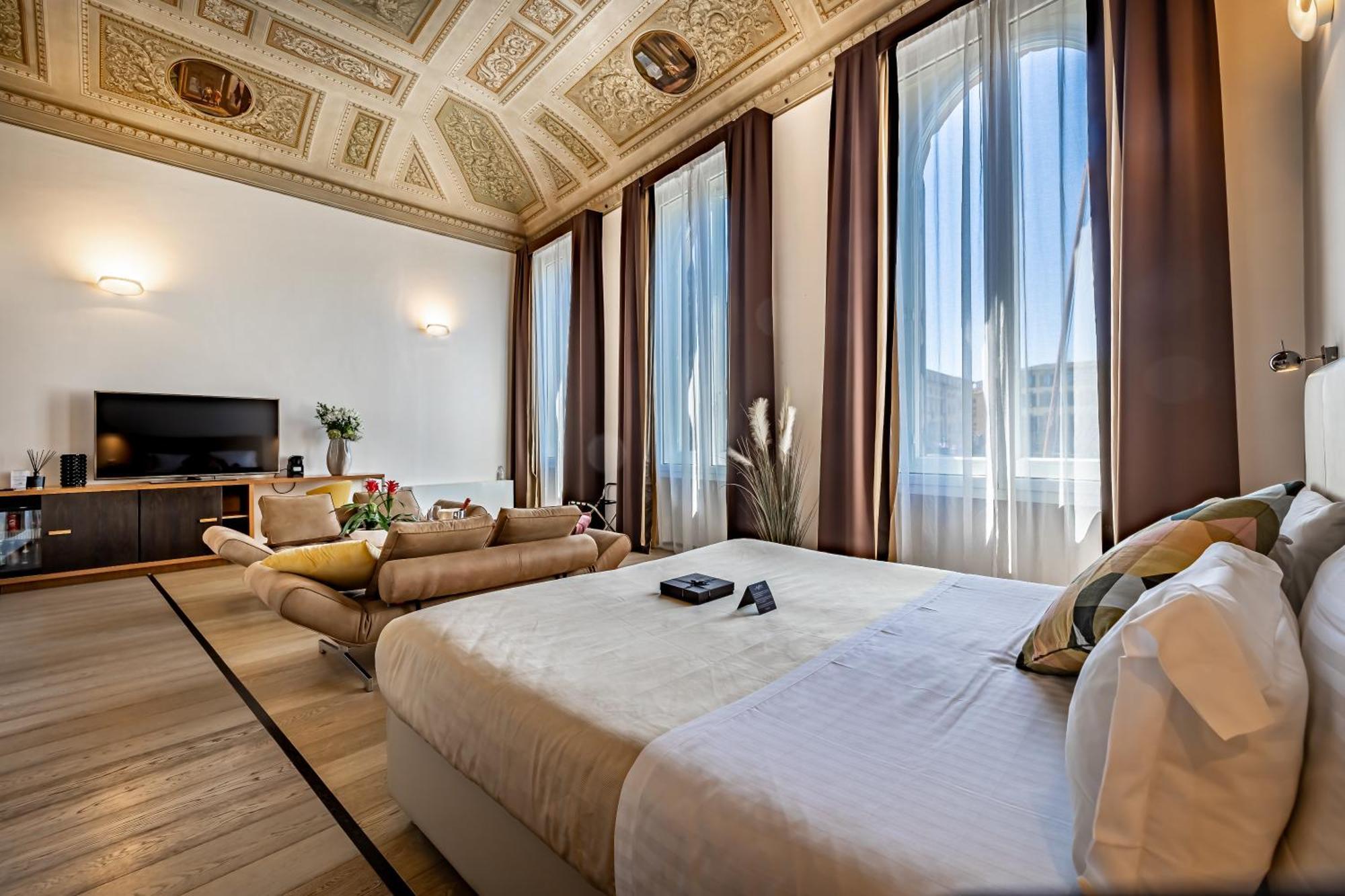 Palazzo Alfieri - Place Of Charme Флоренция Экстерьер фото