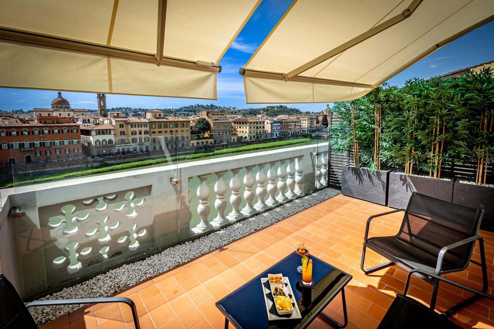 Palazzo Alfieri - Place Of Charme Флоренция Экстерьер фото