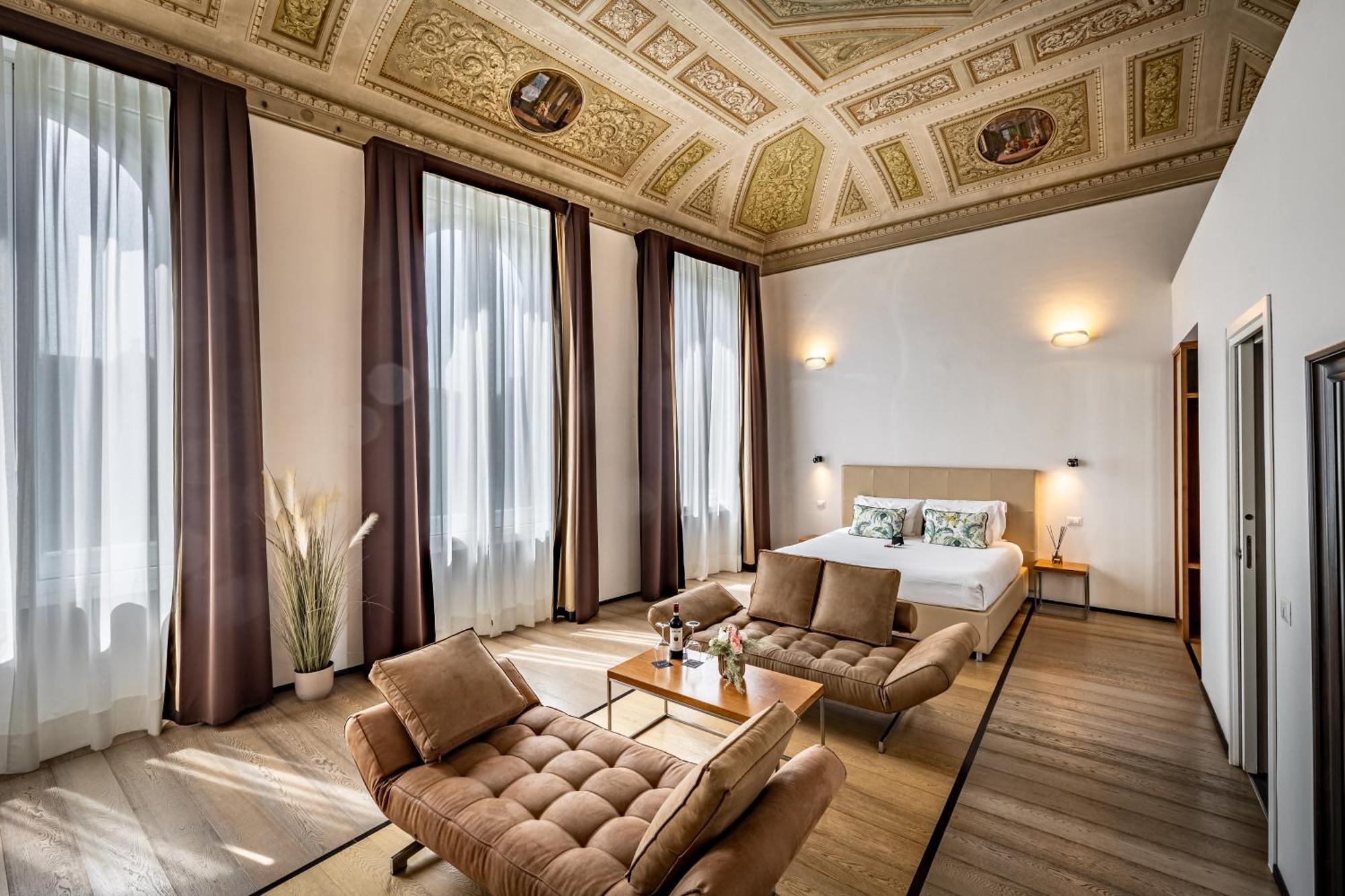Palazzo Alfieri - Place Of Charme Флоренция Экстерьер фото
