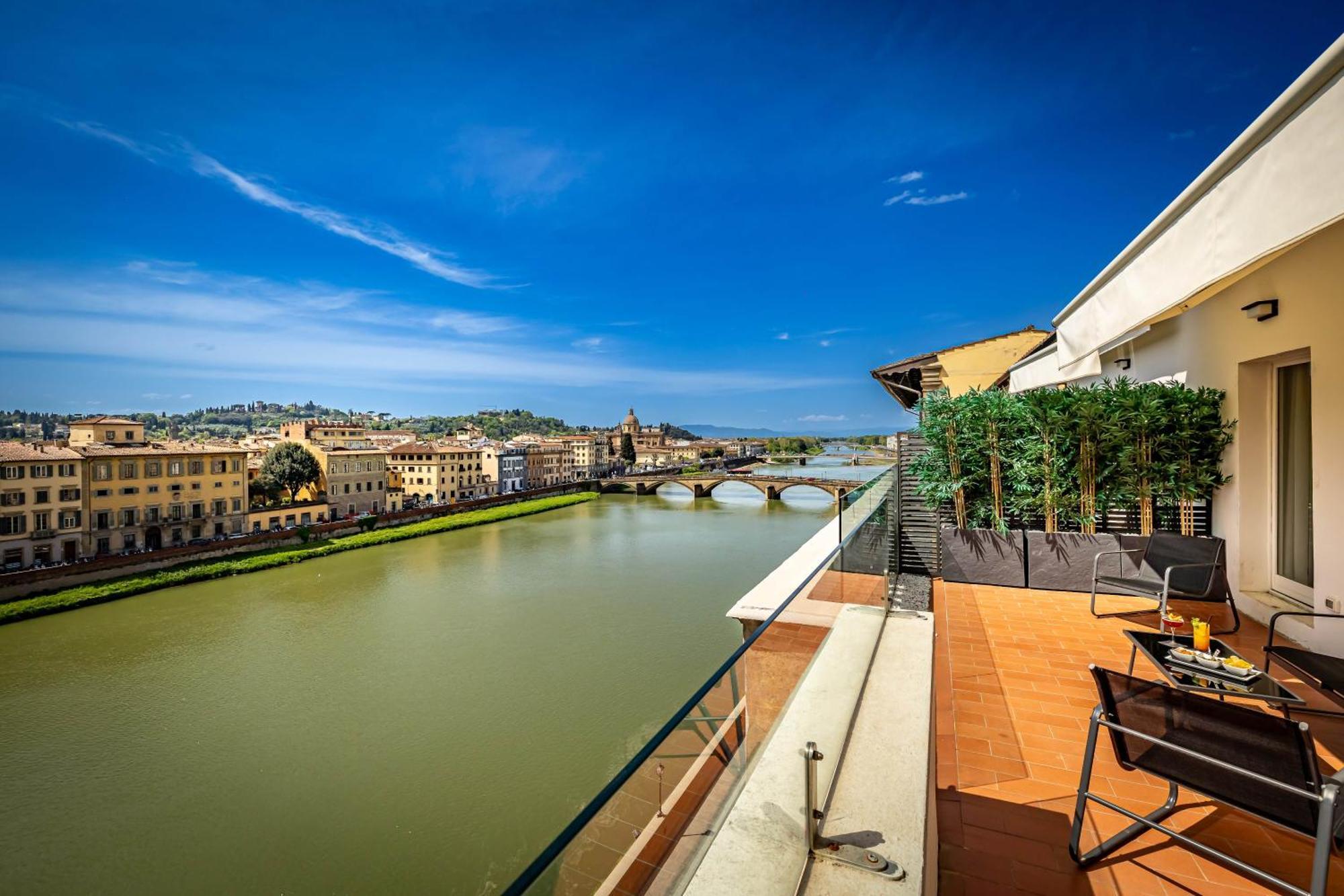 Palazzo Alfieri - Place Of Charme Флоренция Экстерьер фото