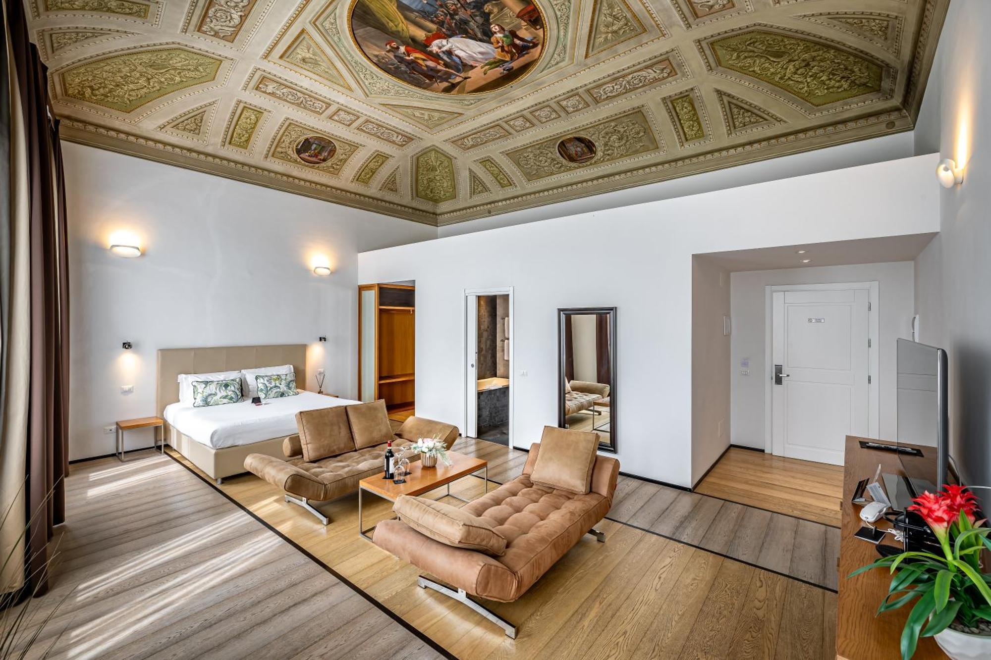 Palazzo Alfieri - Place Of Charme Флоренция Экстерьер фото